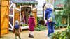Die Märchenhütten am Merseburger Ständehaus sind Teil der Angebot im Zuge des „Weihnachtszaubers“.
