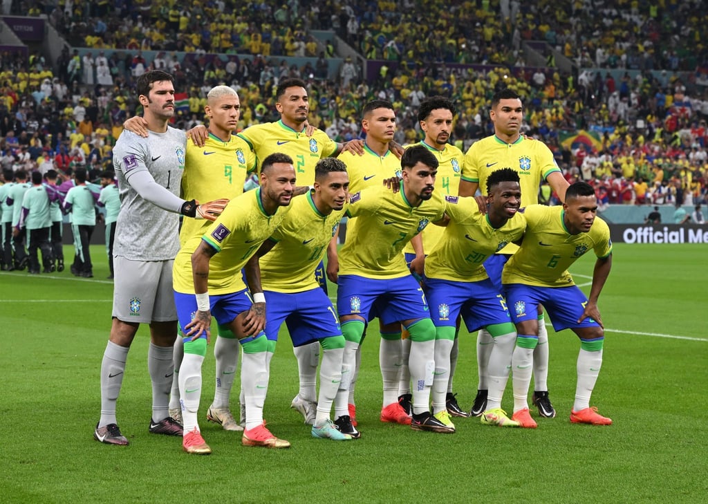 Brasilien besiegte zum Auftakt in der Gruppe G Serbien mit 2:0.