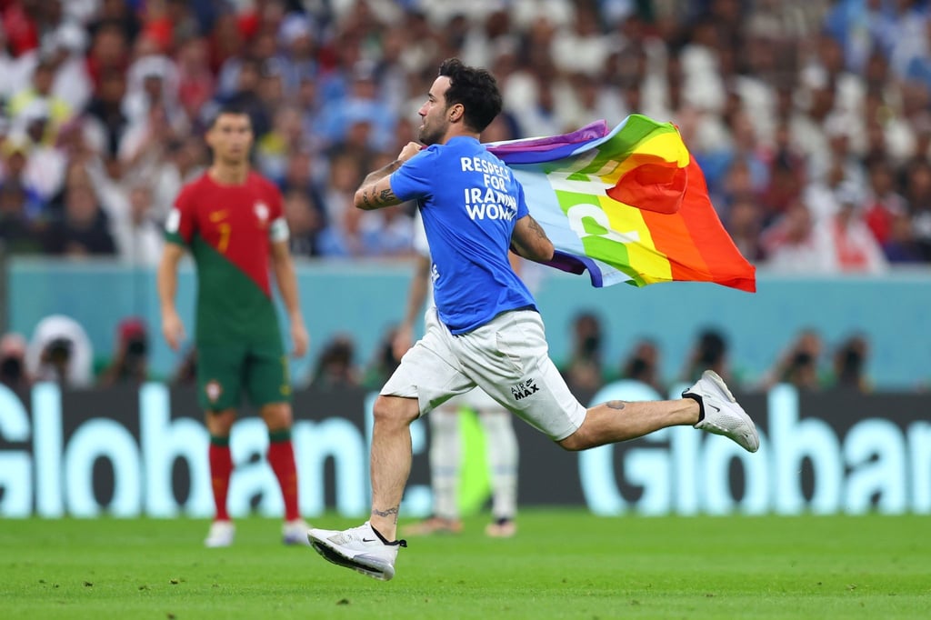 Im WM-Spiel zwischen Portugal und Uruguay sorgte ein Italiener für Aufsehen.