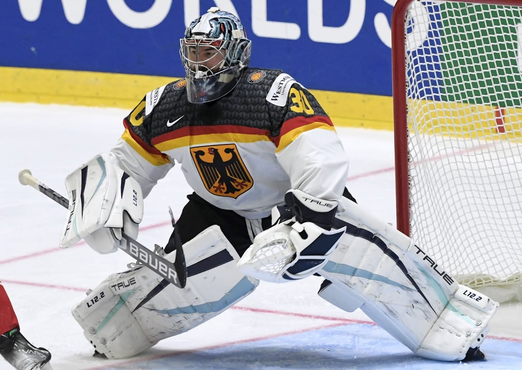 Der Torhüter des NHL-Teams Seattle Kraken und der deutschen Nationalmannschaft: Philipp Grubauer.