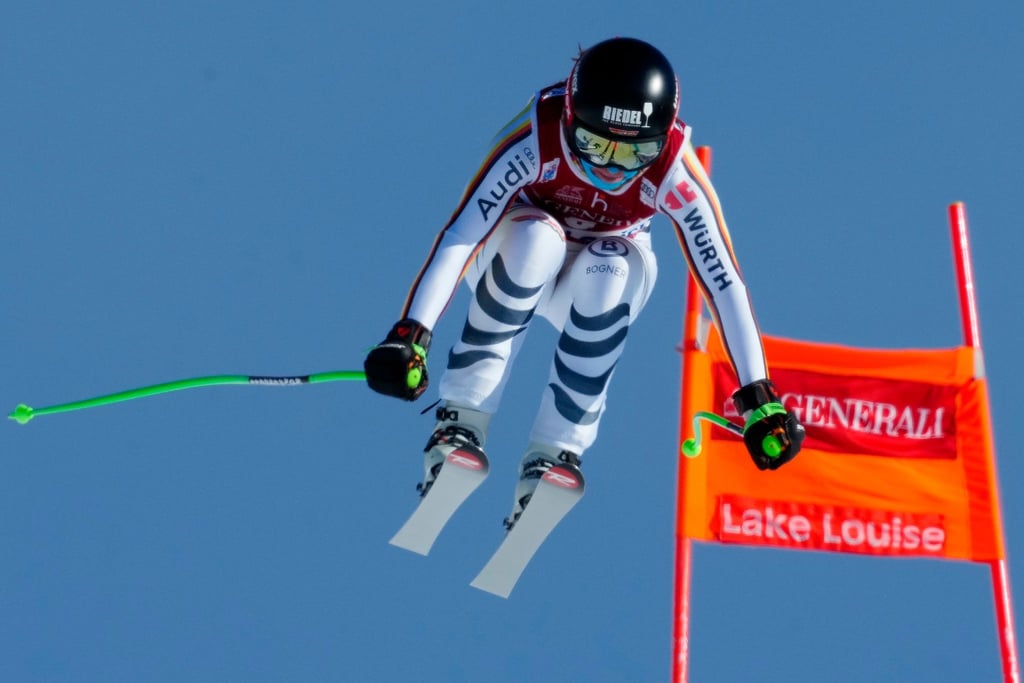 Abfahrerin Kira Weidle beim Training in Lake Louise.