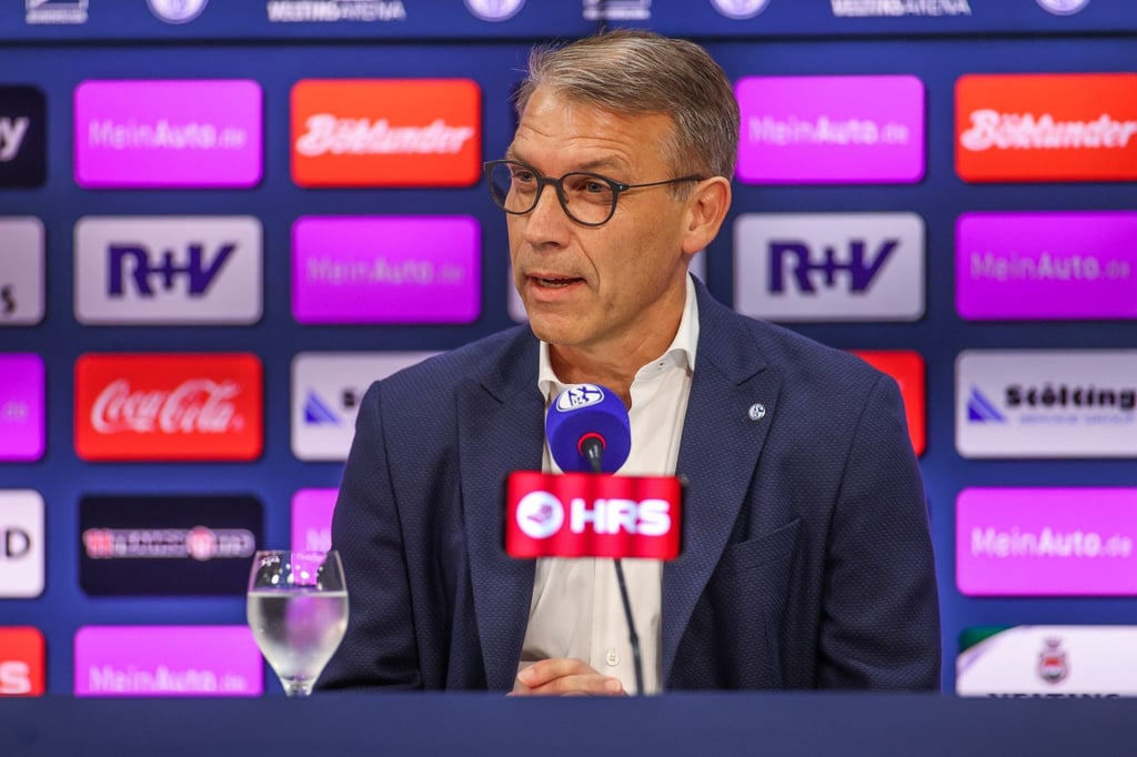 Peter Knäbel, Sportvorstand des FC Schalke 04.