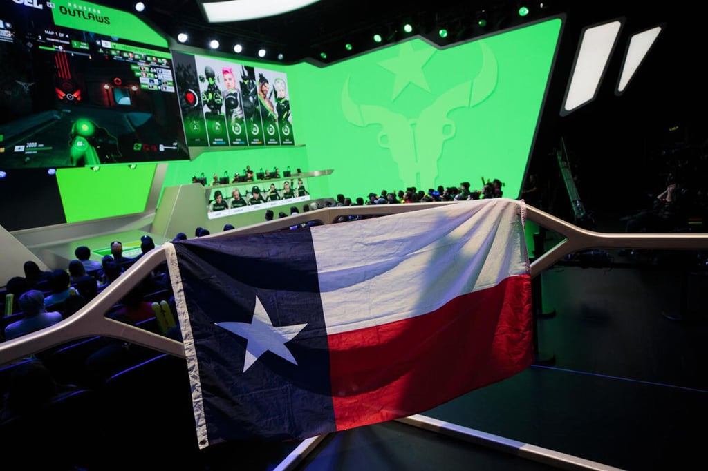 Houston Outlaws siegt gegen Dallas Fuel im „Kampf um Texas“ und sichert sich Platz in den Playoffs der Overwatch League.