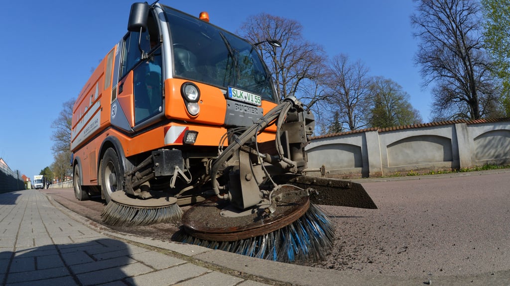Die Straßenreinigung in Aschersleben wird teurer.
