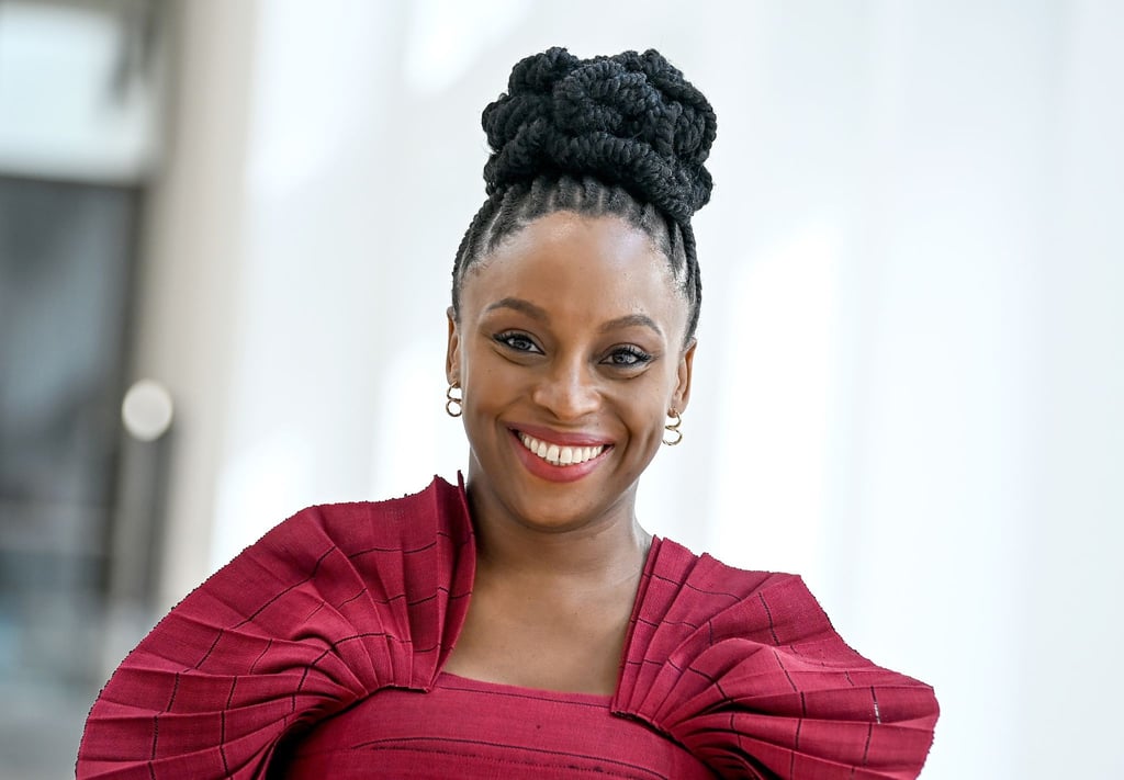 Die nigerianische Schriftstellerin Chimamanda Ngozi Adichie am Rande einer Museumseröffnung in Berlin.