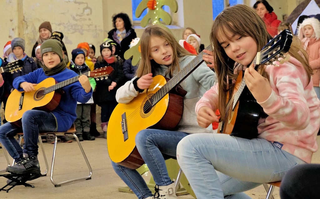 Das Weihnachtsprogramm der Grundschule „Michael Stifel“ Annaburg hat die Besucher bereits auf das kommende Fest eingestimmt.