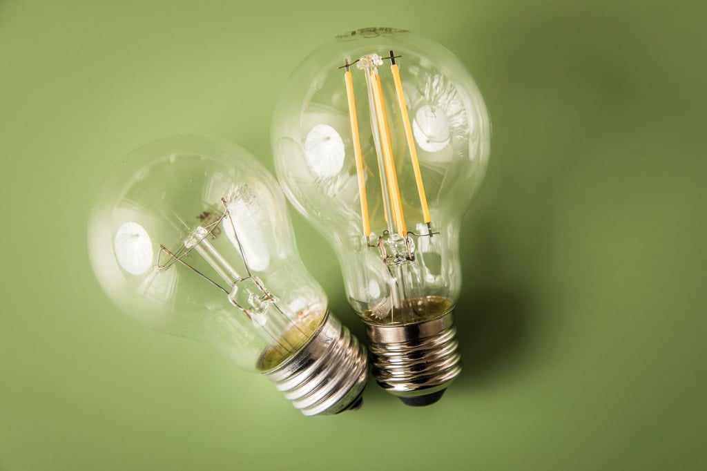 Die gute alte Glühlampe verbraucht bis zu 90 Prozent mehr Strom als die LED.