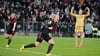 Lea Schüller feiert ihr Tor zum 3:0 für Bayern München im Spiel gegen den FC Barcelona.