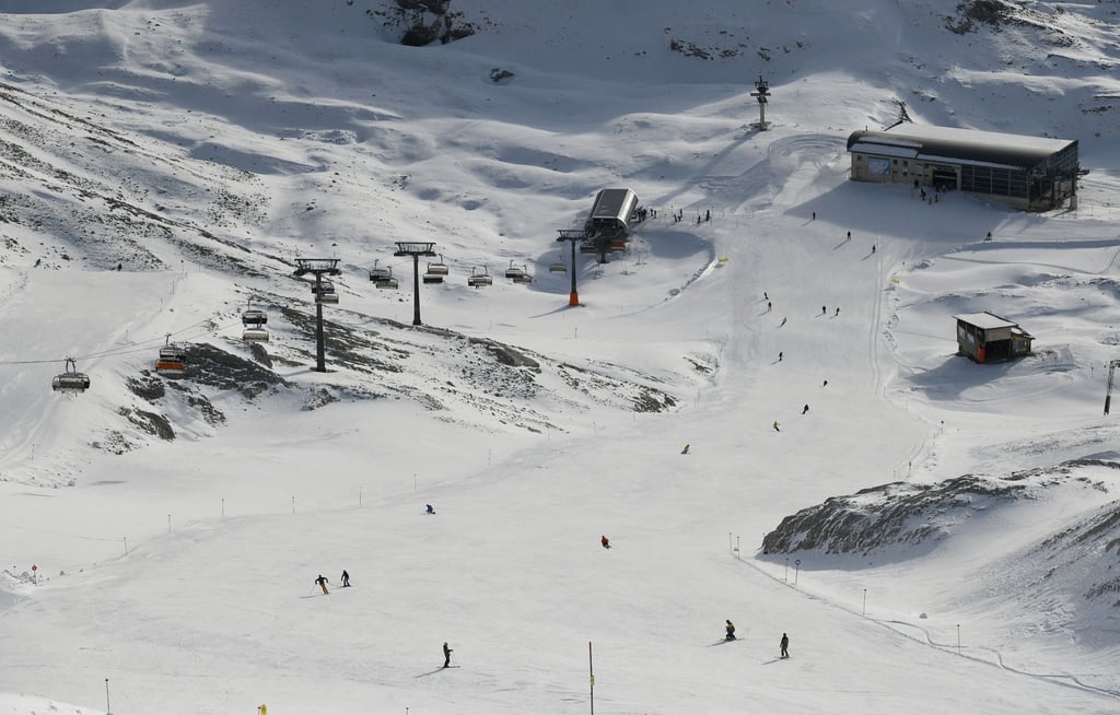 Die Zugspitze startet in die Wintersaison.