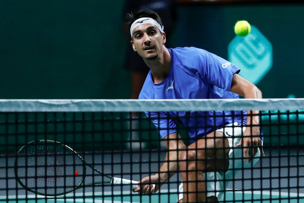 Lorenzo Sonego gewann sein Einzel gegen Frances Tiafoe und holte den ersten Punkt für Italien.