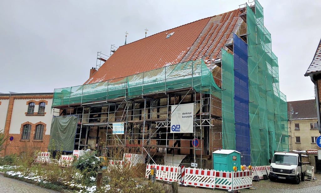 Die ehemalige Scheune Damm 8 in Quedlinburg wird saniert und zu einem Wohnhaus umgebaut.