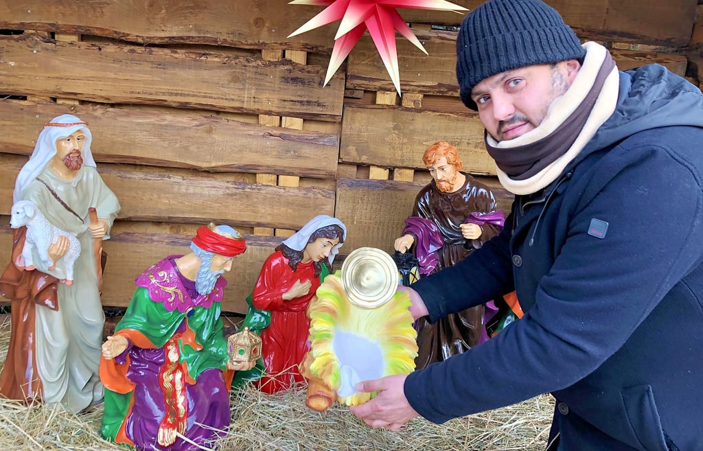 Veranstalter Martin Exler ist immer noch fassungslos: Wer stiehlt das Jesuskind aus der Krippe auf dem Zeitzer Weihnachtsmarkt?