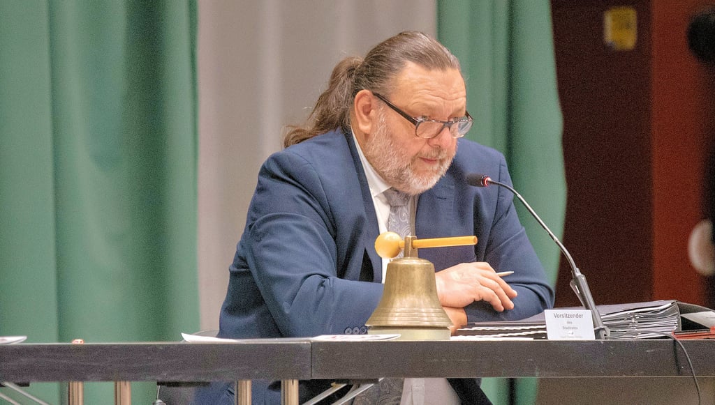 Seit Bekanntwerden der Vorwürfe unter Druck: Stadtratsvorsitzender und Rodlebens Ortsbürgermeister Frank Rumpf