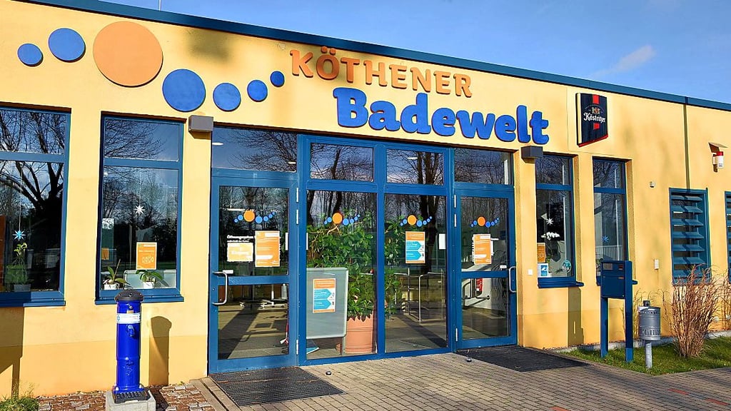 Besonderes Jubiläum Badewelt in Köthen feiert 20. Geburtstag Freier Eintritt am Glücksrad zu