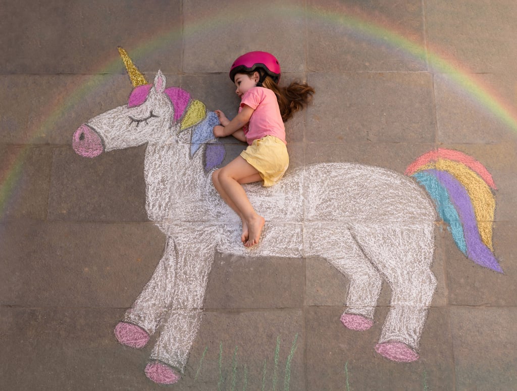 Nun darf das Mädchen ein Einhorn im Garten halten, wenn sie denn eins findet.