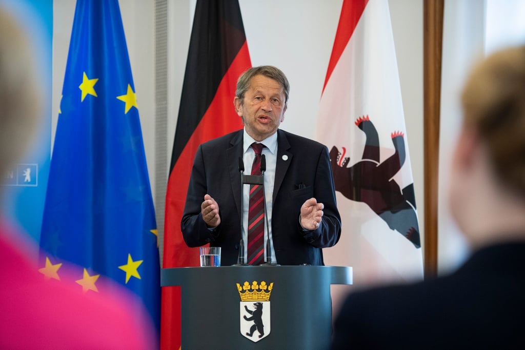 Heyo Kroemer, Vorstandsvorsitzender der Charité - Universitätsmedizin Berlin, spricht.