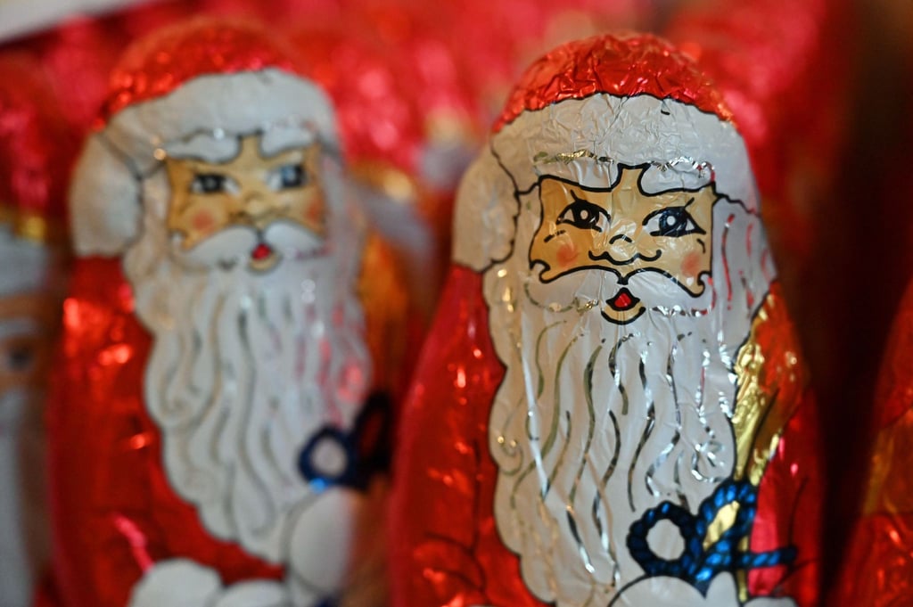 Schokoladenweihnachtsmänner.