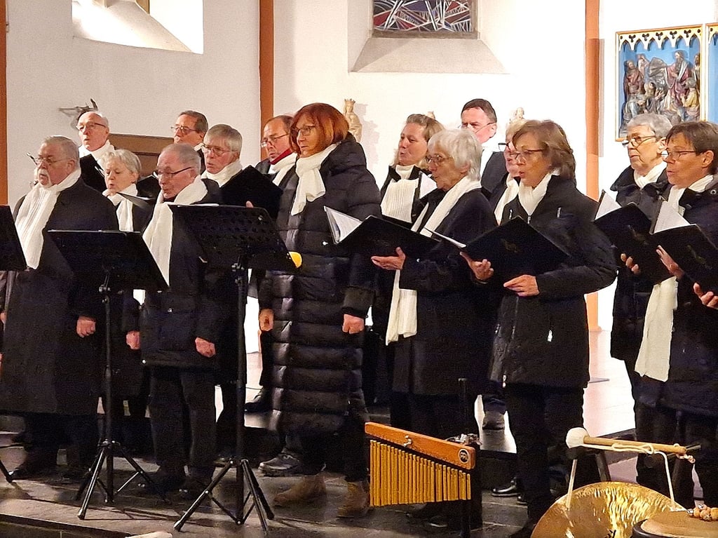 Das Burger Vokalensemble begeisterte mit seinem Adventskonzert das Publikum. Nun geht es in die Winterpause.