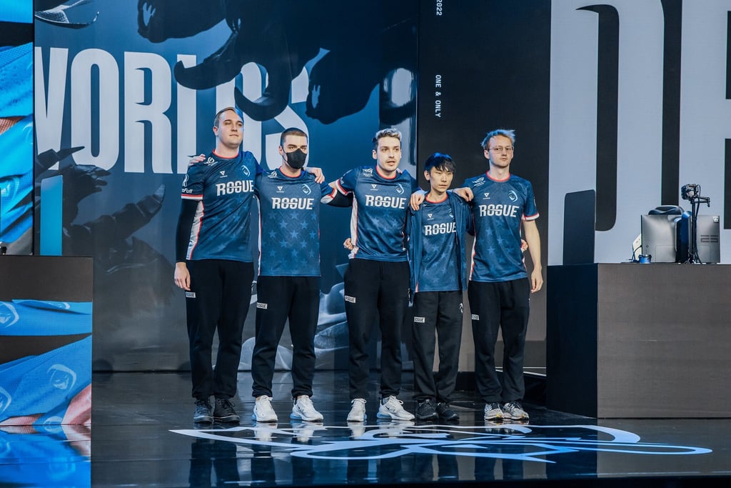 Rogue hat es als einziger Vertreter der europäischen LoL-Liga LEC ins Viertelfinale der LoL-Worlds geschafft, mit drei Niederlagen in Folge bleibt die Freude aber aus.