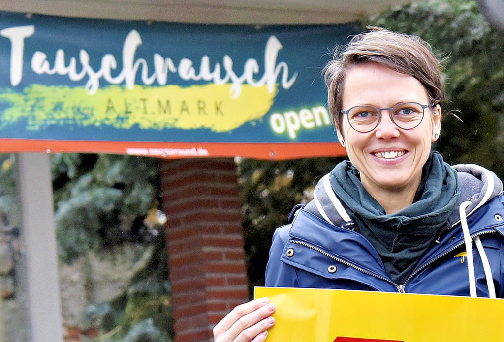 Christine Leneke freut sich auf die Eröffnung ihres Paketshops in Immekath. Domizil ist die Zentrale des Nachhaltigkeitsprojektes Tauschrausch Altmark.