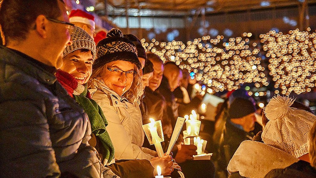 Das Weihnachtssingen in Magdeburg ist Vorbild für das erste Weihnachtssingen in Schönebeck am Freitag.