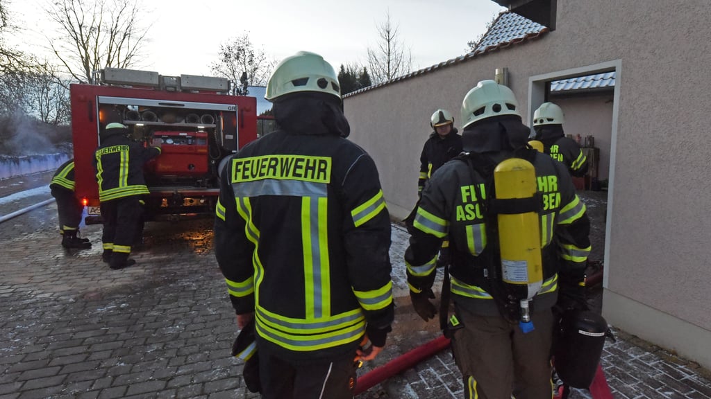 Die Feuerwehren hatten einen Brand in Winningen schnell unter Kontrolle.