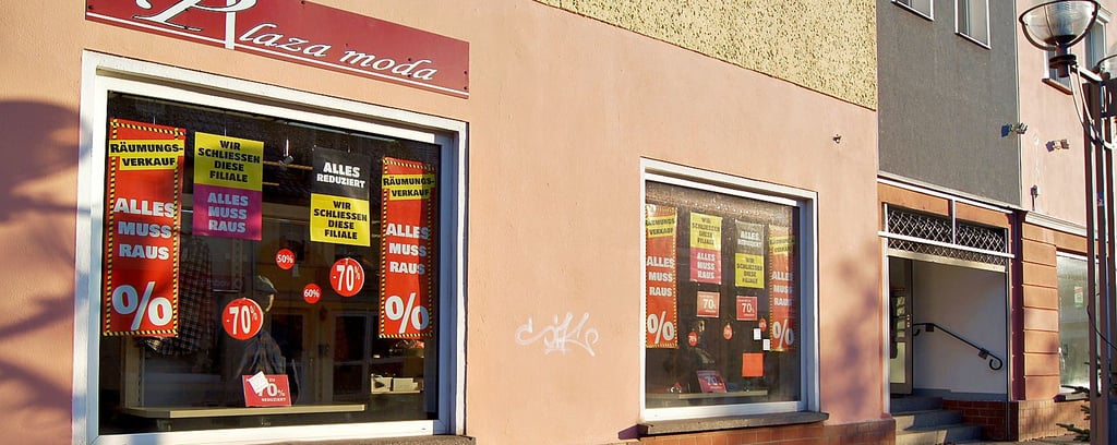 Plaza Moda: Nach dem Ausverkauf kommt ein Hörakustiker.