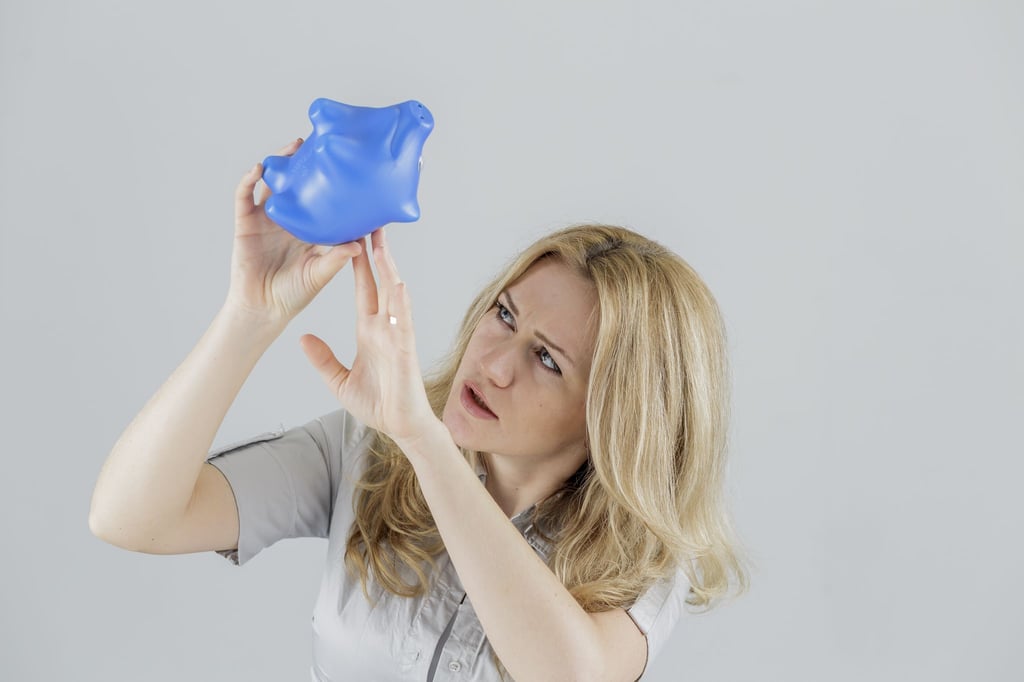 Nach einer Umfrage befürchtet die Mehrheit der 30- bis 59-Jährigen in Deutschland, dass sich ihre wirtschaftliche Situation durch die hohe Inflation längerfristig verschlechtert.