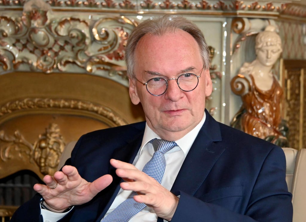 Ministerpräsident Reiner Haseloff stimmte im Volksstimme-Interview vor allem die Ansiedlung von Intel in Sachsen-Anhalt optimistisch. Mit ihm sprachen die Volksstimme-Reporter Jens Schmidt und Michael Bock.