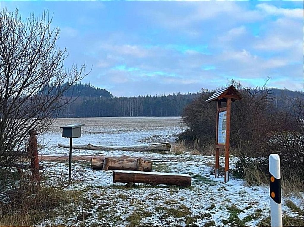 Die Sitzbank am kleinen Wanderstützpunkt an der Wieseröder Kreuzung im Selketal wurde gestohlen.
