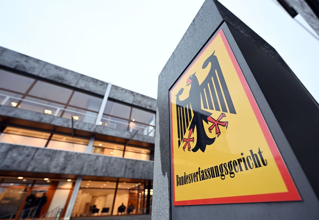 Das Bundesverfassungsgericht beschäftigt sich mit Verfassungsbeschwerden gegen Data Mining.