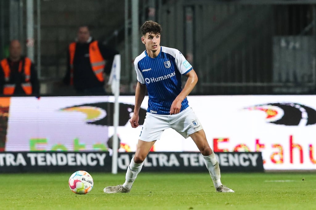 Defensivakteur Daniel Elfadli half seinem Team unter anderem mit Kopfballstärke und seiner Physis.