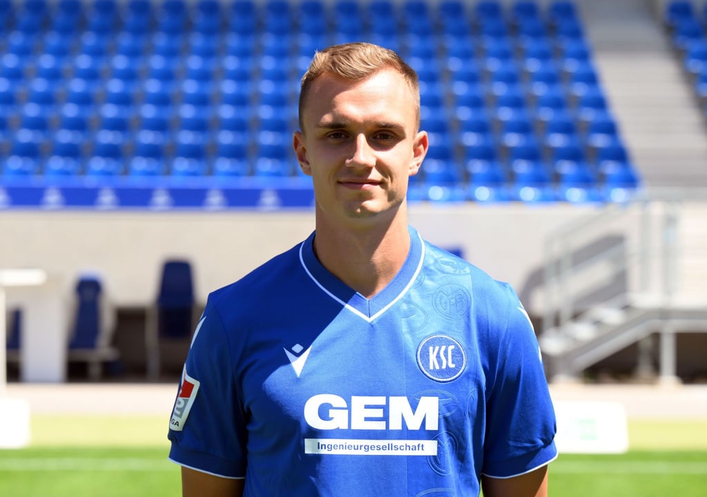 Kilian Jakob. Der Abwehrspieler steht vor einem Abschied vom KSC.