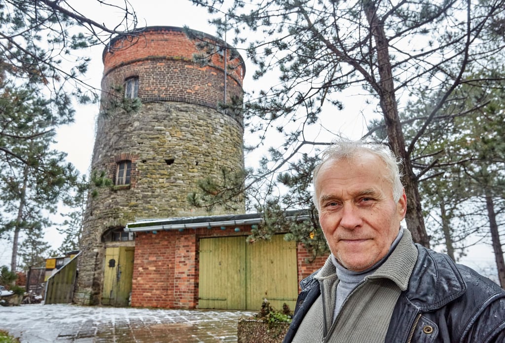 Wilfried Brütting wohnt neben der Mühle in Trebnitz. Ihm gehört ein 2,5 Hektar großes Gelände.