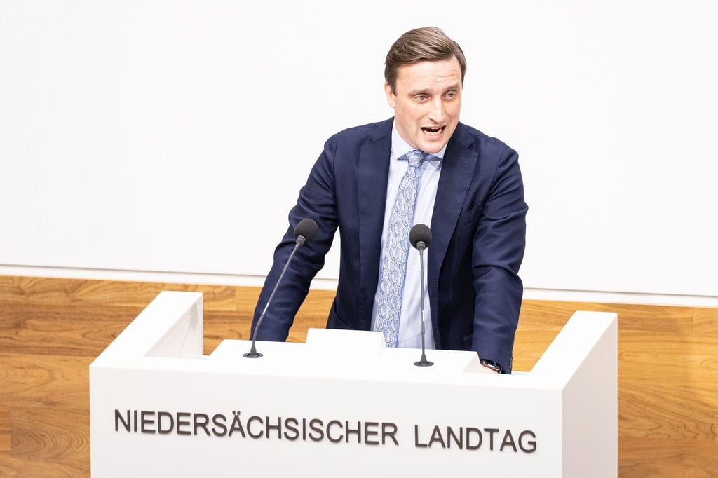 Sebastian Lechner CDU-Fraktionsvorsitzender seiner Partei im Landtag.