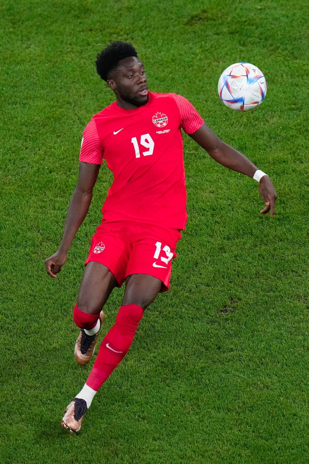 Mit den Bayern top, mit Kanada nach der WM-Vorrunde raus: Alphonso Davies.