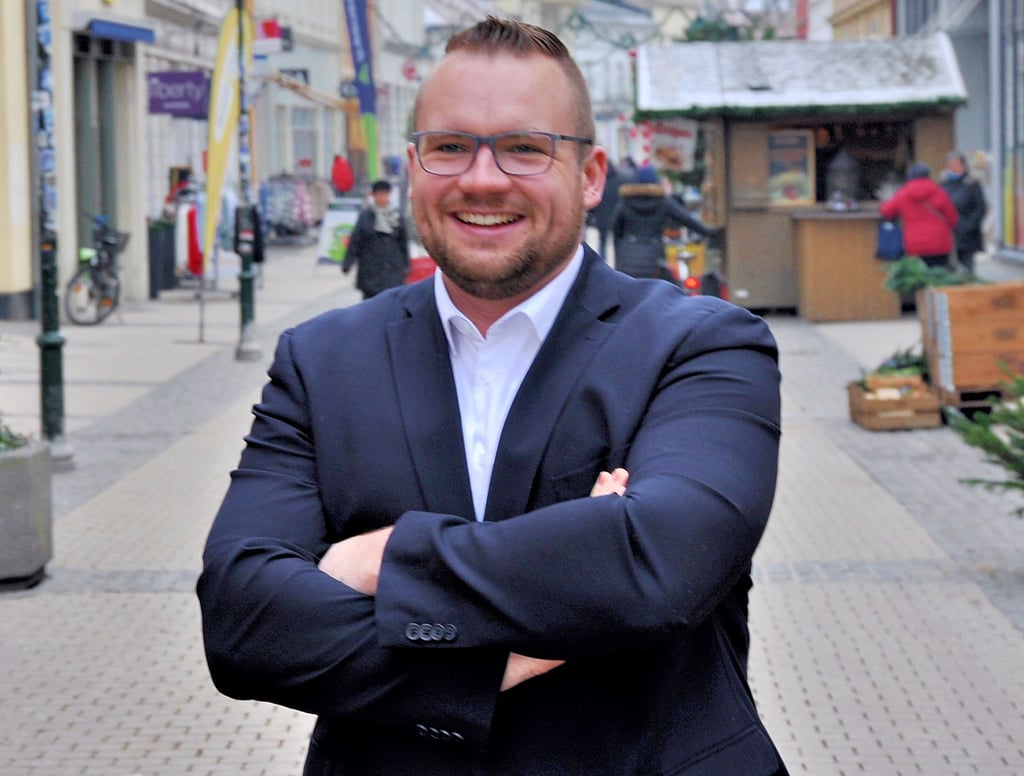 Maximilian Voigt aus Miltern bei Tangermünde in der Breiten Straße in Stendal. Er wurde als einer der besten Nachwuchshandwerker Sachsen-Anhalts geehrt.
