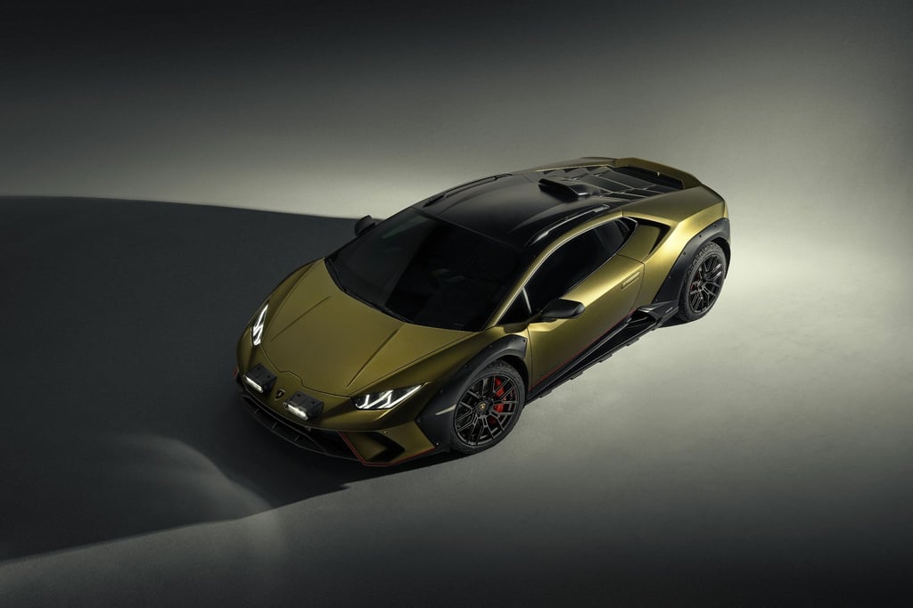 Rustikaler Renner: Der Lamborghini Huracán Sterrato zeigt sich als abenteuerlustiges Spielzeug für alle, die sonst schon alles, aber noch Spielgeld übrig haben.