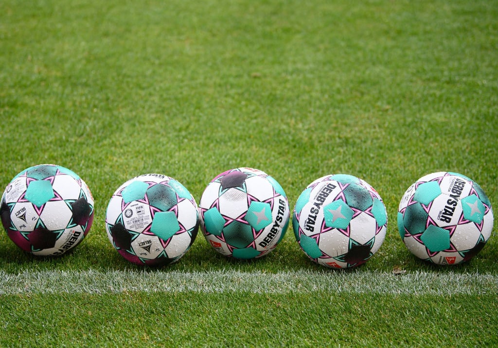 Schalke 04 und der VfL Osnabrück trennen sich bei einem Testspiel 2:2 unentschieden.