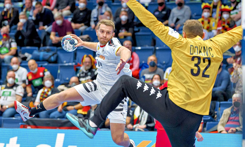 Bei der EM im Januar legte Lukas Mertens gegen Österreich ordentlich los und warf beim Sieg des DHB-Teams fünf Tore. Am Tag darauf war für den SCM-Linksaußen coronabedingt das Turnier vorzeitig beendet.