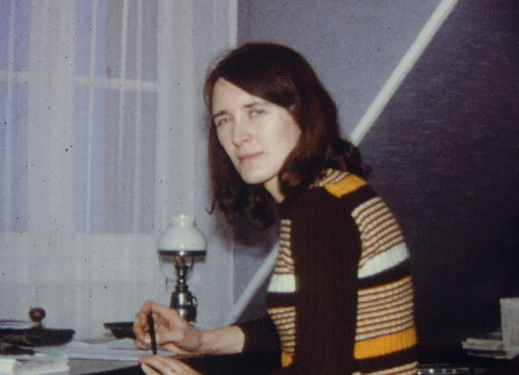 Annie Ernaux blickt in „Die Super-8-Jahre“ auf die Zeit zwischen 1972 und 1981 zurück.