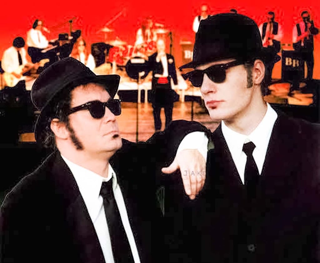 Halles Blues Brothers: Jens Thorun (l.) und Tommy A. als Jake und Elwood