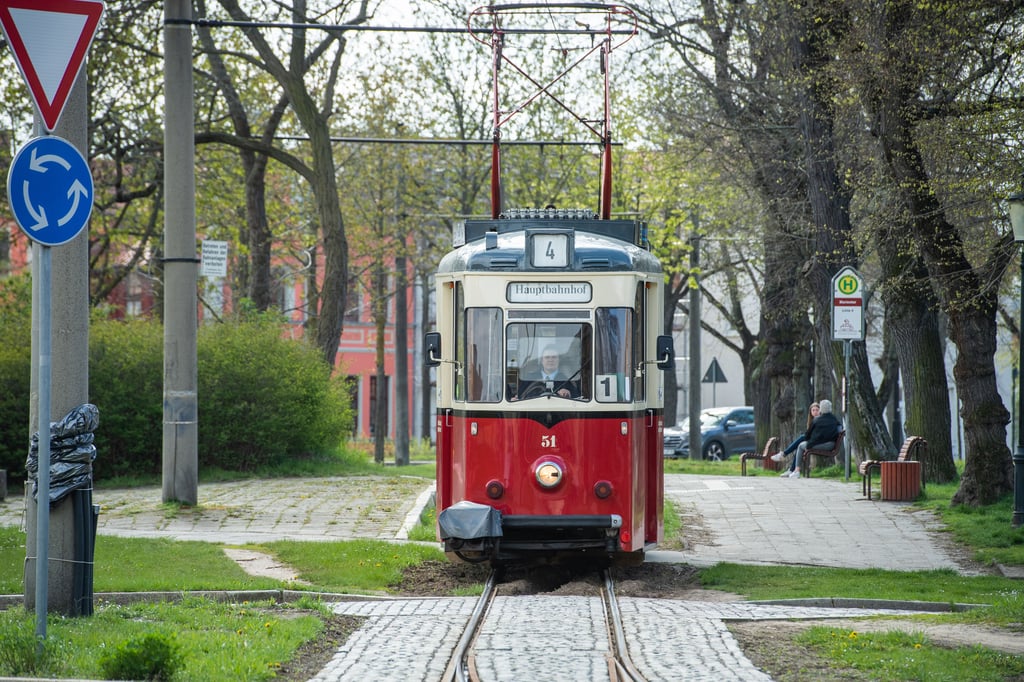 Die Naumburger Straßenbahn: extrem beliebt und bald auch ein Ort zum Heiraten?