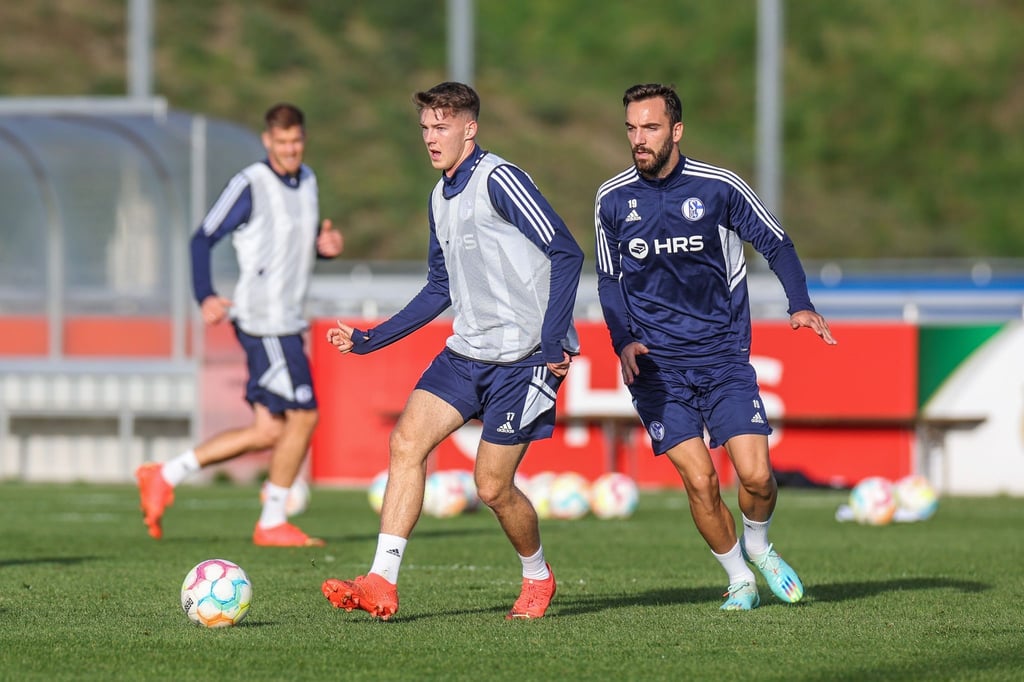 Wechselt „vorbehaltlich der medizinischen Untersuchung“ auf Leihbasis nach Nürnberg: Schalkes Florian Flick (M).