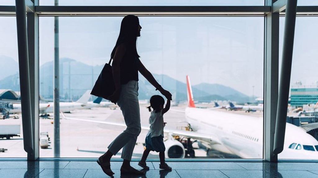 Tipps und Tricks helfen, um beim Fliegen zu sparen.