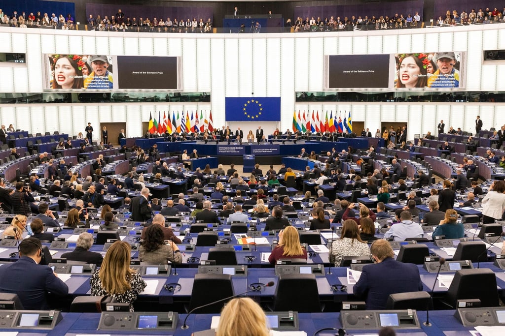 Die belgische Justiz ermittelt wegen mutmaßlicher Korruption, Geldwäsche und Einflussnahme aus dem Ausland im Umfeld des EU-Parlaments.