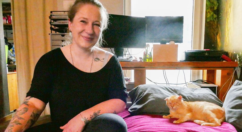 Kater Solis im März dieses Jahres auf dem Sofa von Anja Wache in Schweinitz.