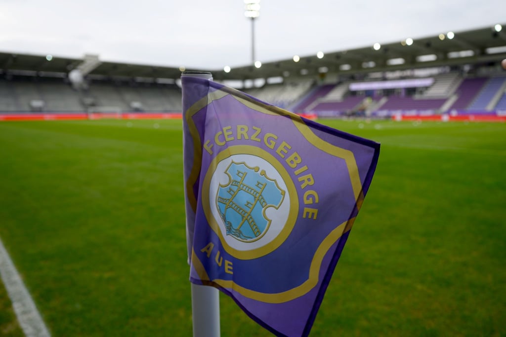 Der FC Erzgebirge Aue zieht Zwischenbilanz nach personellem Umbruch und formuliert Ziele.