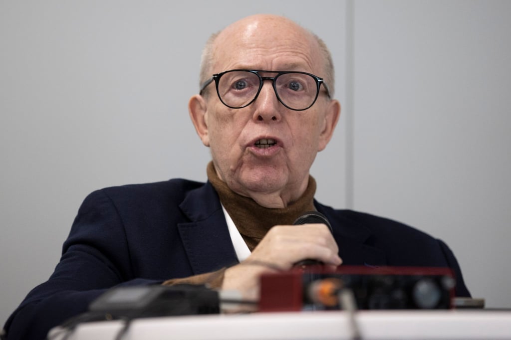 Reiner Calmund glaubt, dass Bayer Leverkusen noch einen internationalen Platz ereichen kann.
