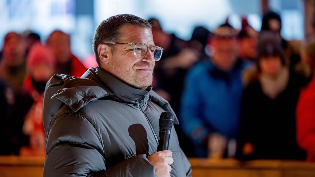 RB.Geschäftsführer Sport bei der OFC-Weihnachtsfeier